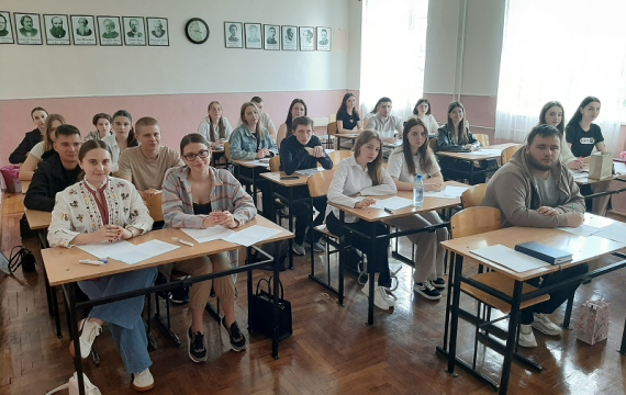 Підсумкова сесія для студентів випускних груп відділення правознавства